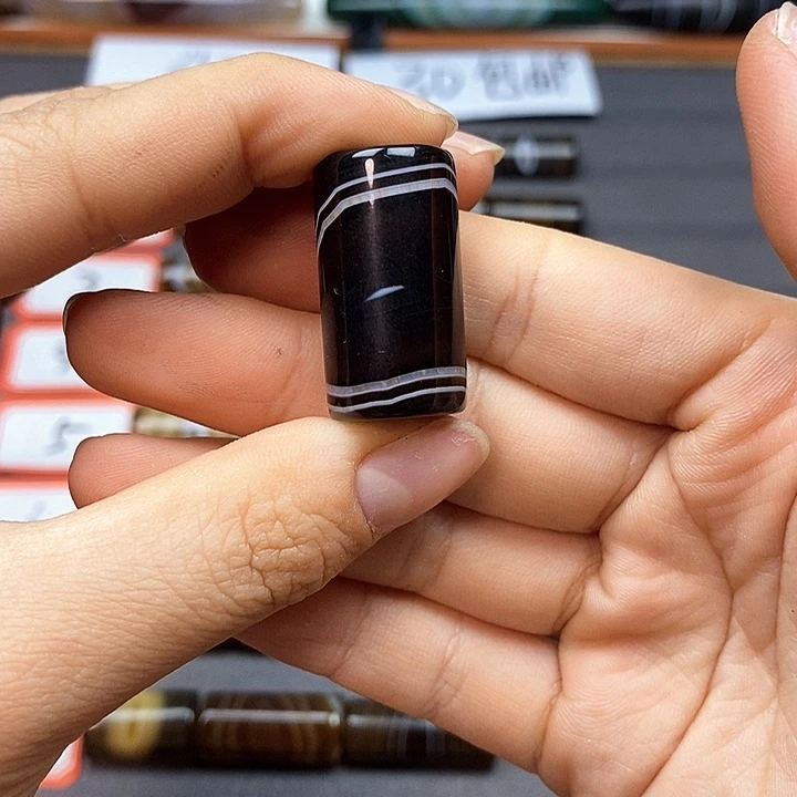 U***店玛瑙/玉髓合金珠宝半成品
