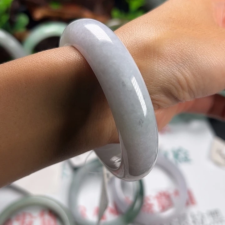 翡翠未镶嵌手镯纯天然缅甸A货翡翠紫春福利镯54.5