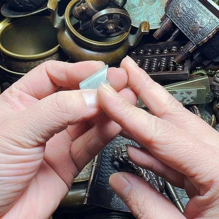 铜器摆件收收藏藏