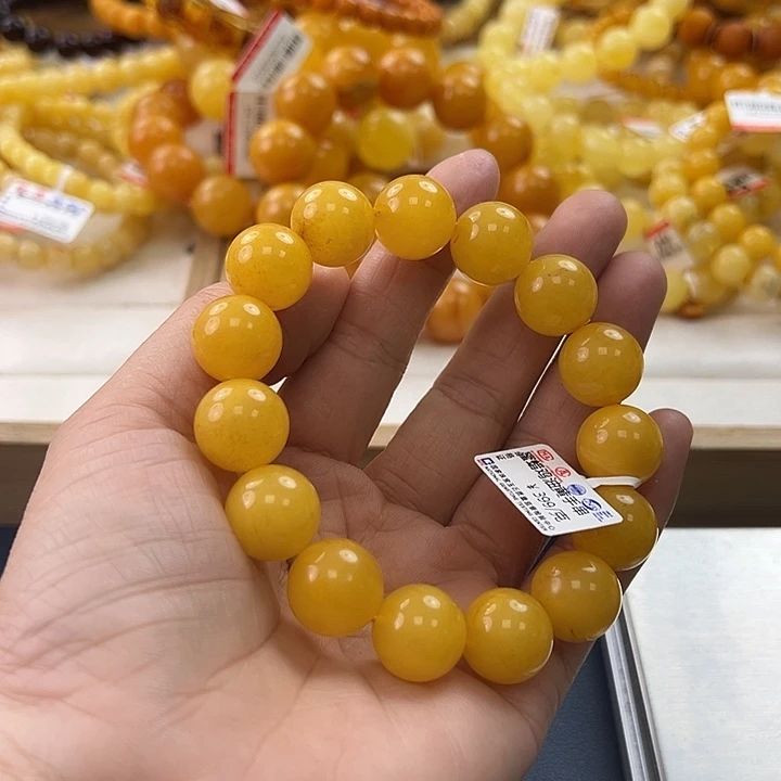 未镶嵌琥珀珠宝奇石