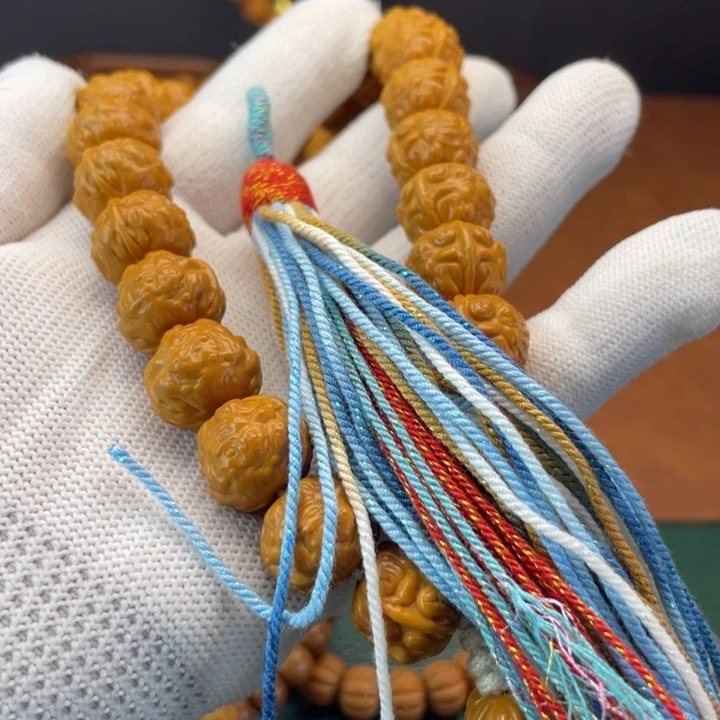 绞***郑吊坠猴头核桃手持蟾王