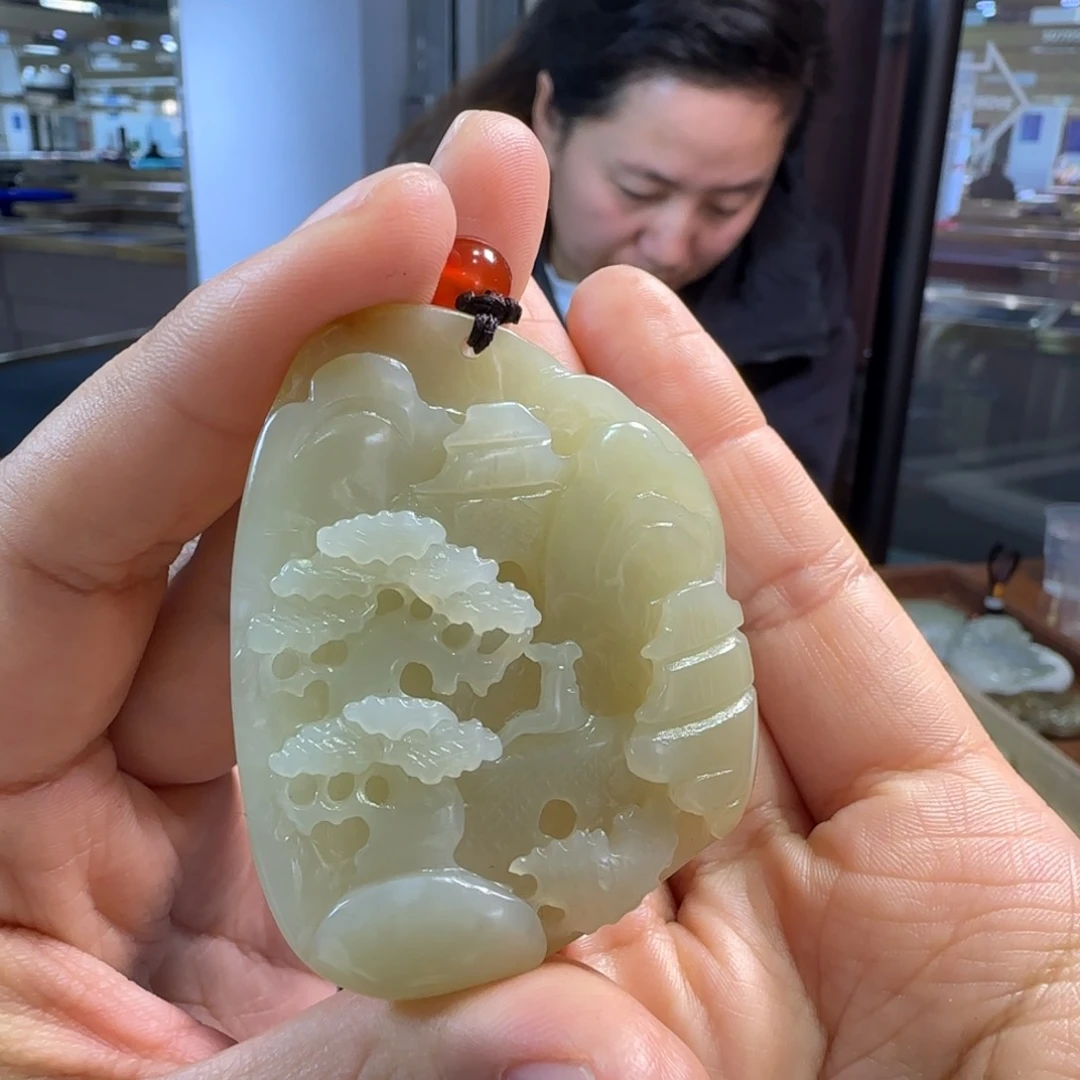 颈饰未镶嵌和田玉