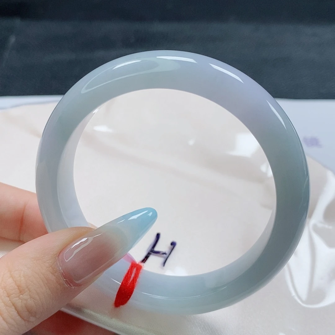 【闪购商品】未镶嵌手镯翡翠536号