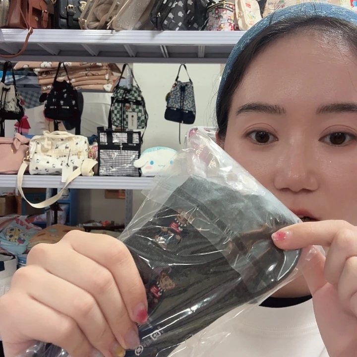 PU箱包收纳箱等物品
