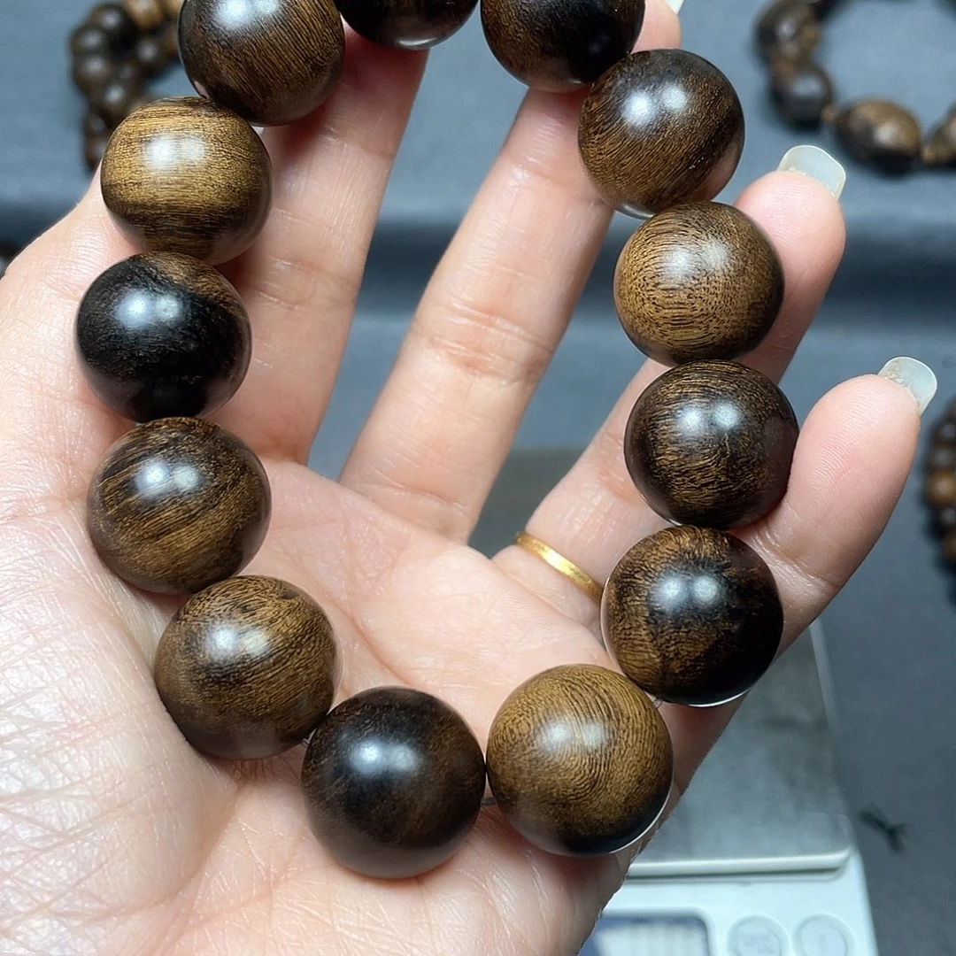 沉香手串白棋瘤疤1.8