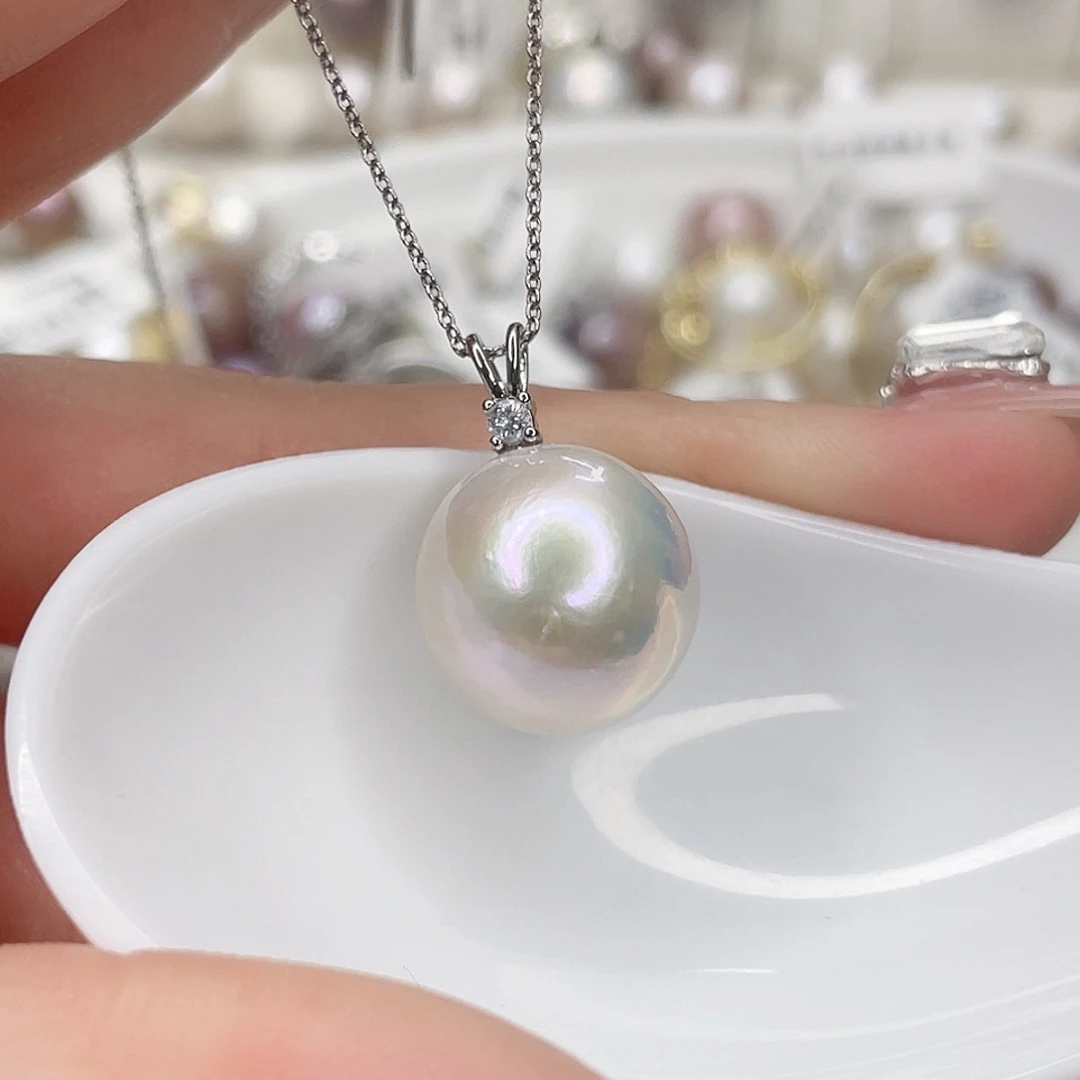 淡水珍珠吊坠(赠链)未镶嵌