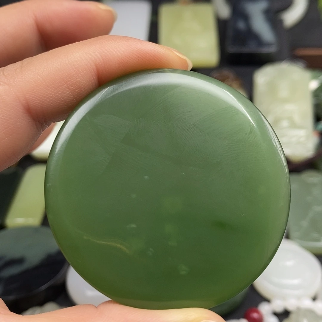 兰***划和田玉未镶嵌颈饰