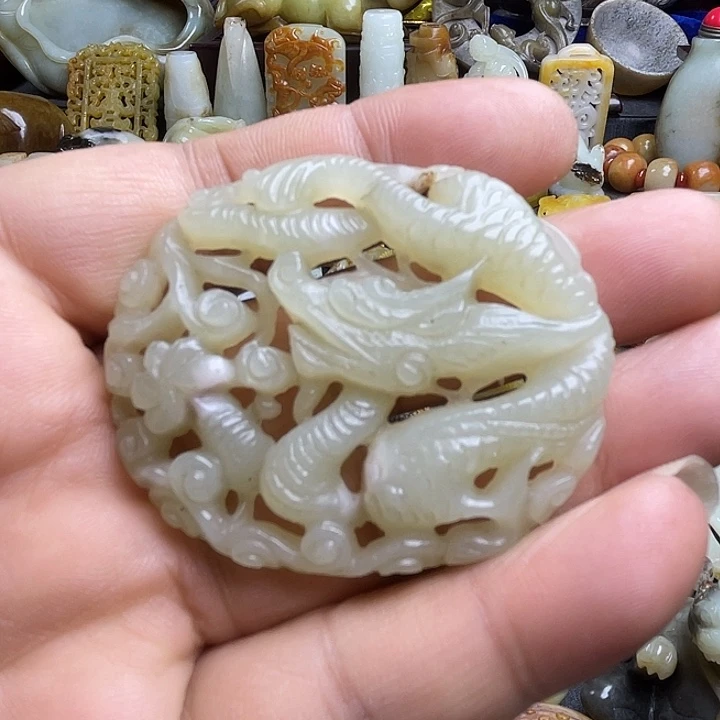 颈饰未镶嵌和田玉