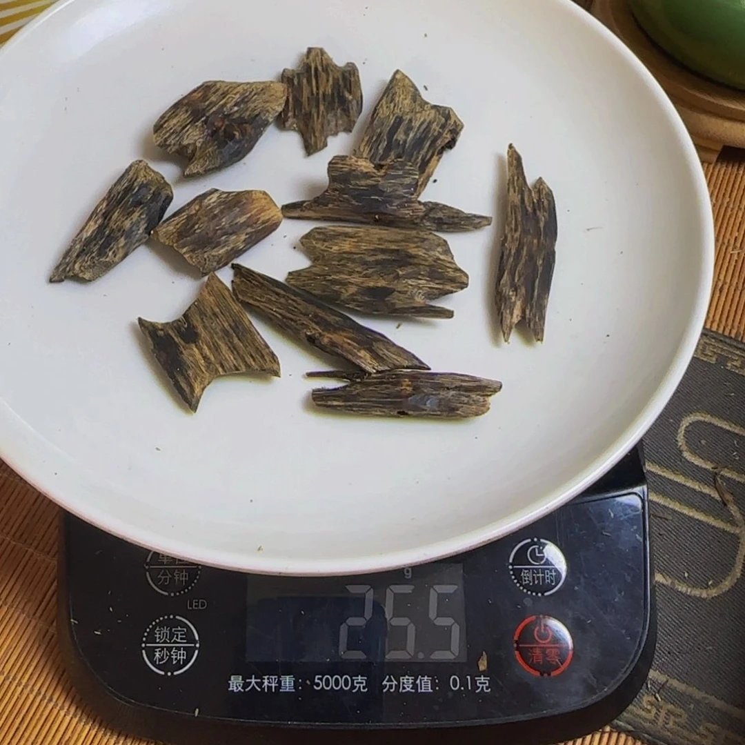 木一****ぺ手工艺原材料流油王