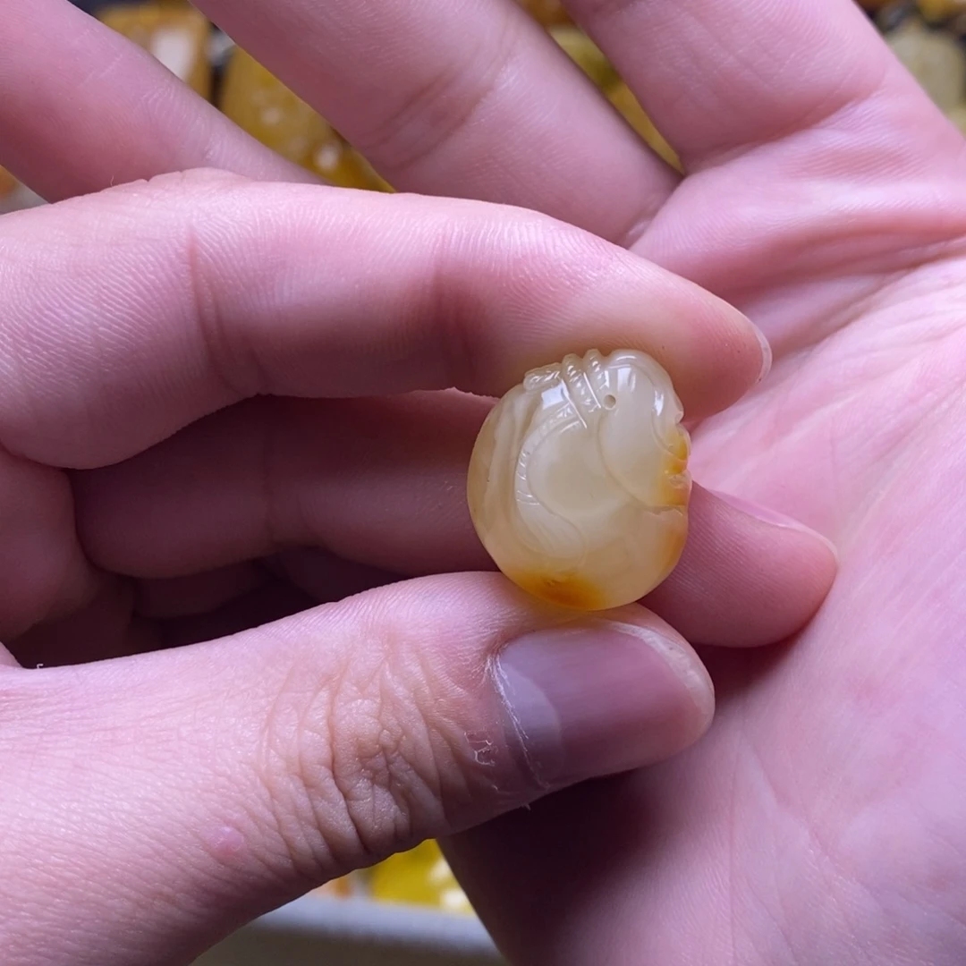 琥珀未镶嵌裸石蜜蜡