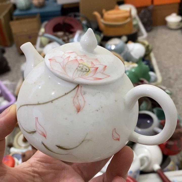 陶瓷艺术品及陶瓷壶壶