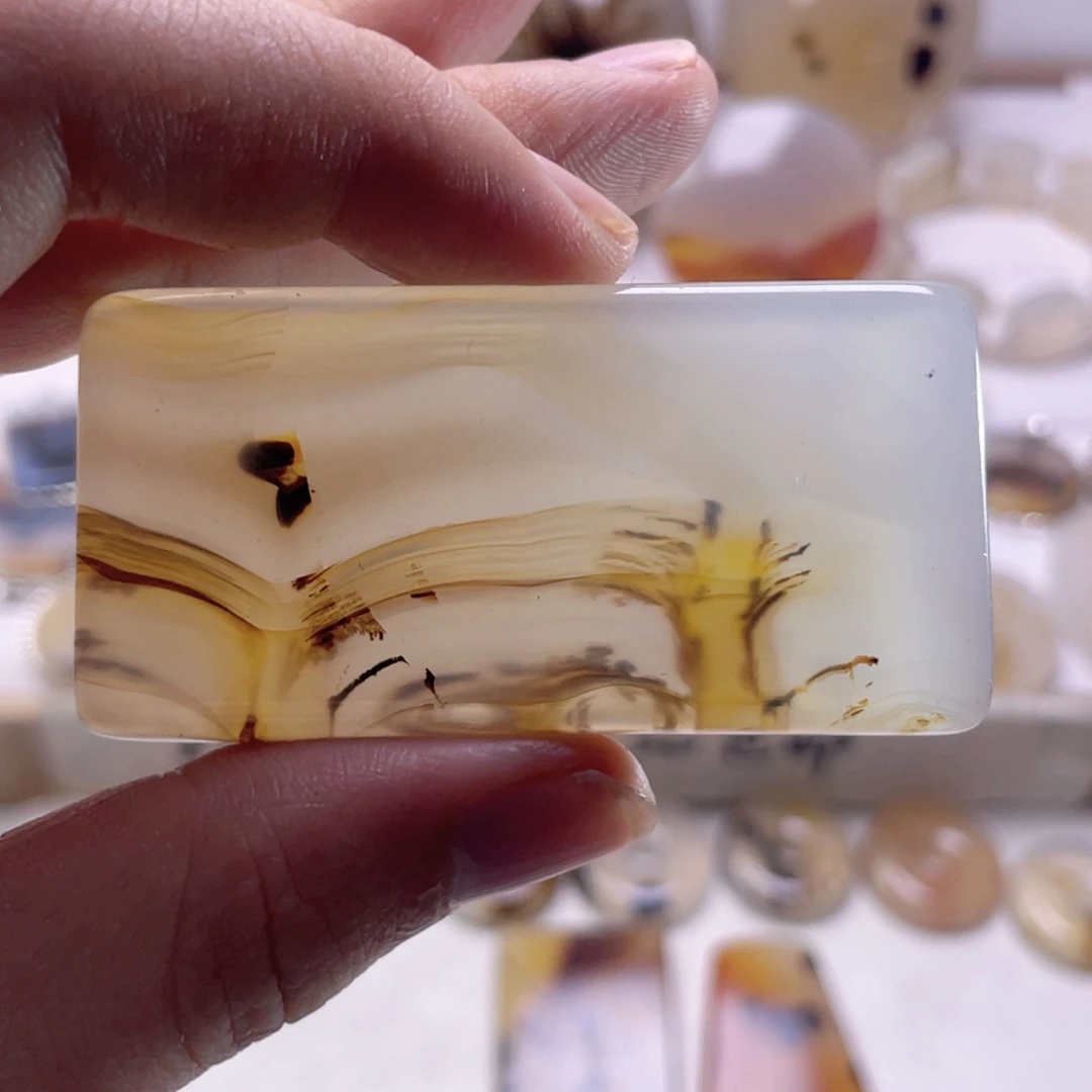 玛瑙/玉髓未镶嵌珠宝奇石