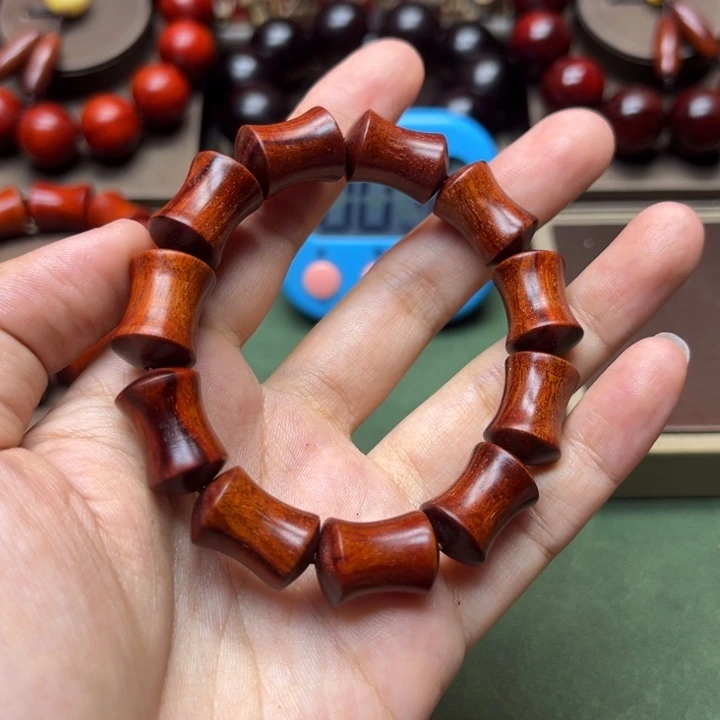 ****情木小叶紫檀手工艺