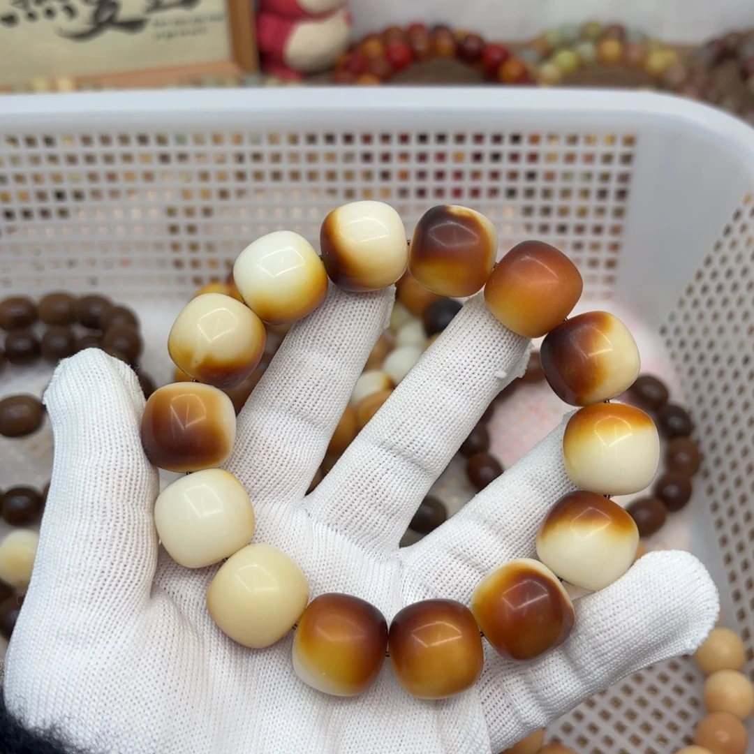 菩提根/象牙果吊坠19干磨瑕疵落地果316