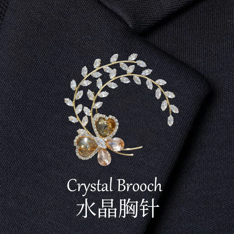 铜合金胸针 白色轻奢时尚百搭设计风精致素款胸针奢华优雅女士