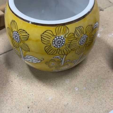 瓷片瑕疵陶瓷。。。。。。。。。。。