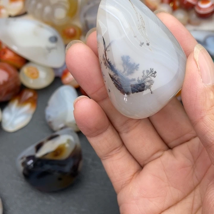 股***基玛瑙/玉髓111未镶嵌