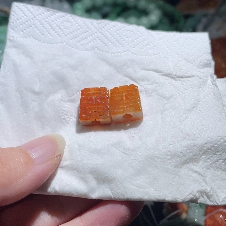 颈饰未镶嵌翡翠天