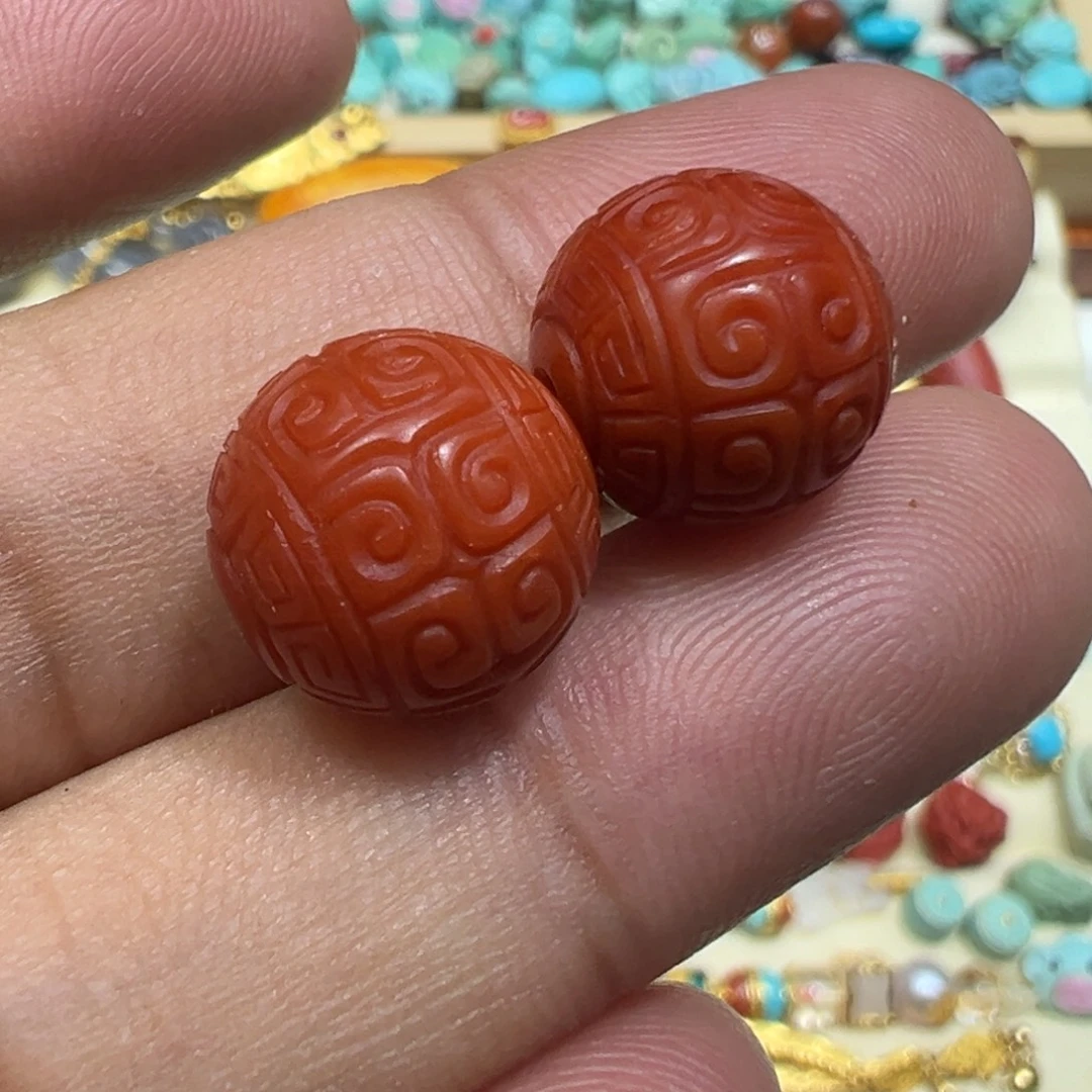 南红玛瑙未镶嵌颈饰定制。尺寸12