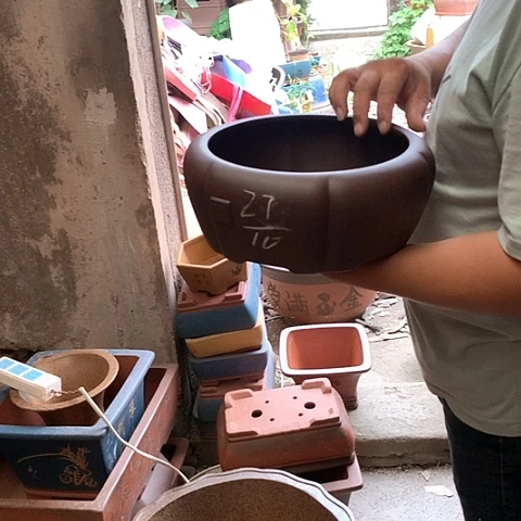 紫砂花盆手工艺品
