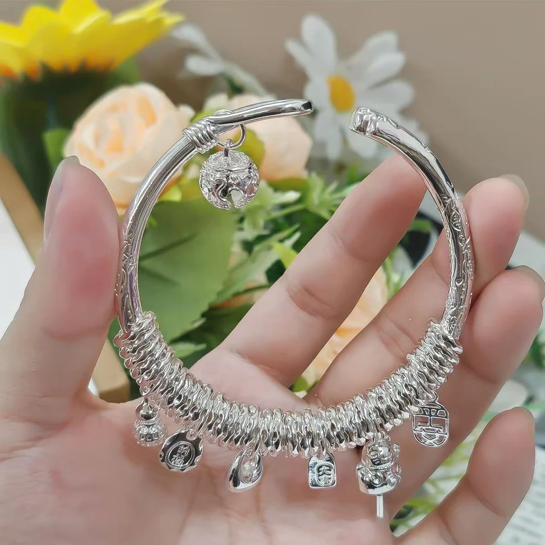 999.9银大克重67g猫爪吉言盘缠