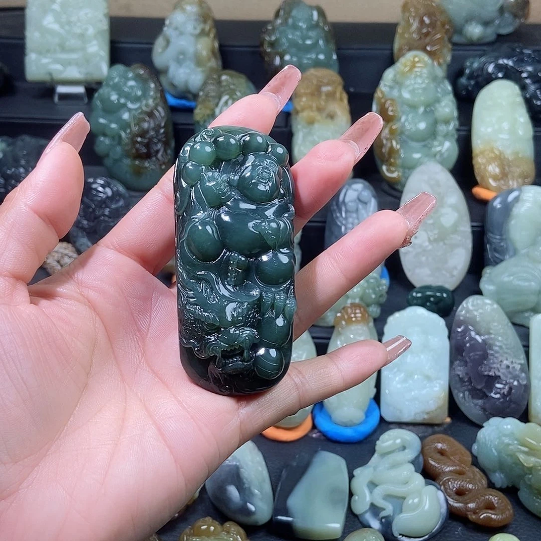 和田玉颈饰未镶嵌