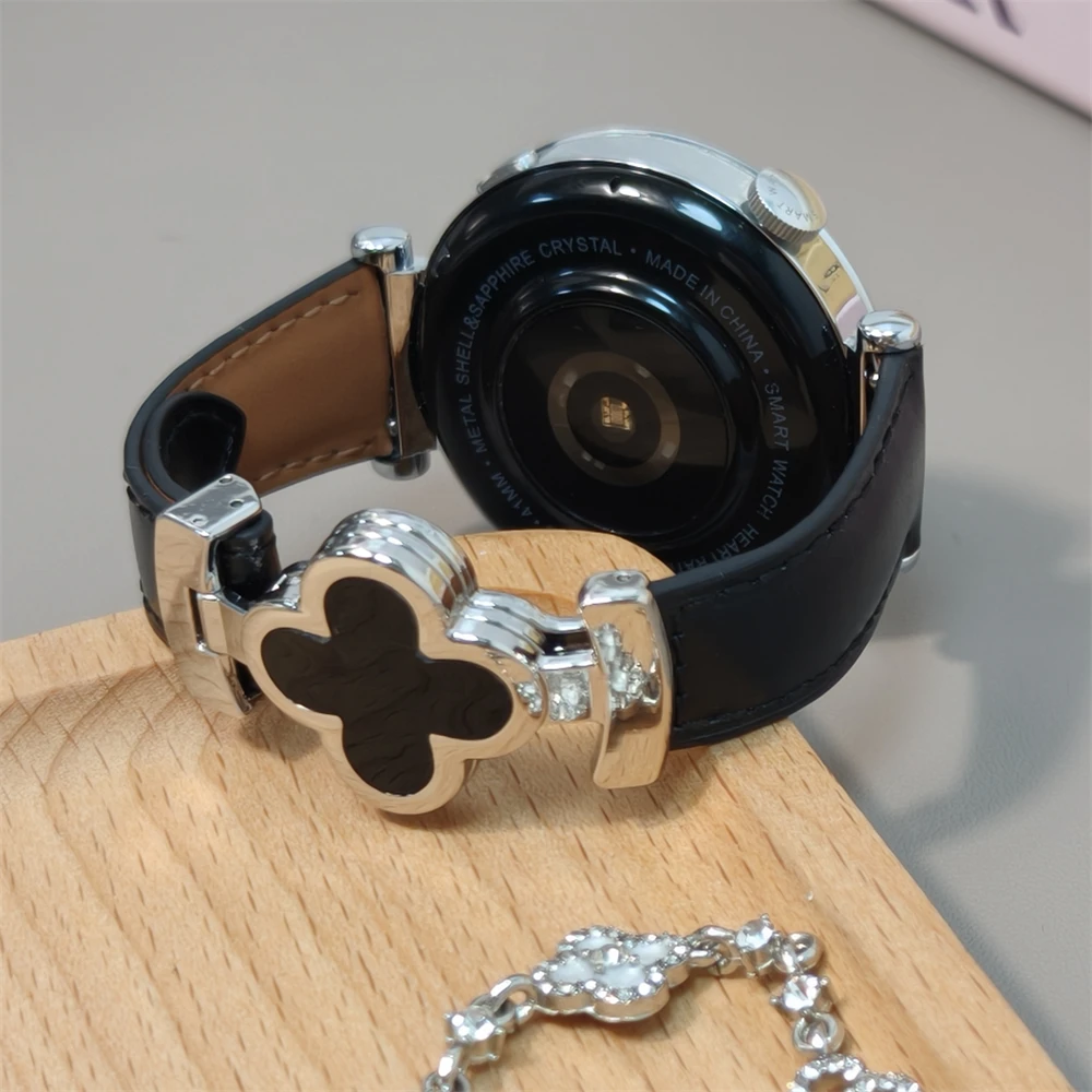 适用华为GT5小米手表S4四叶草Fit4pro真皮表带watch4磁吸腕带9pro