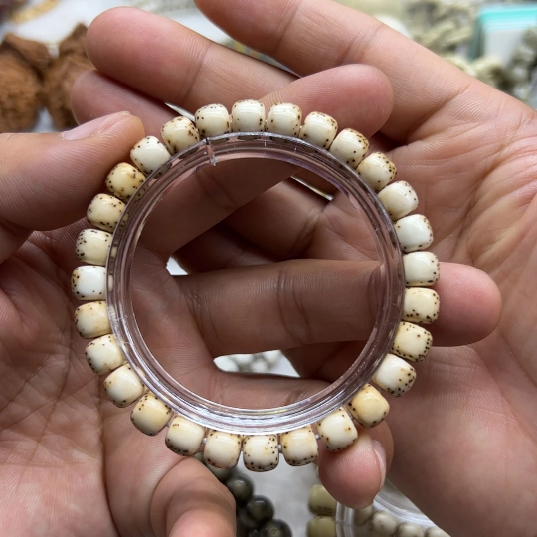 星月菩提手串同枝火烧云河豚8.7