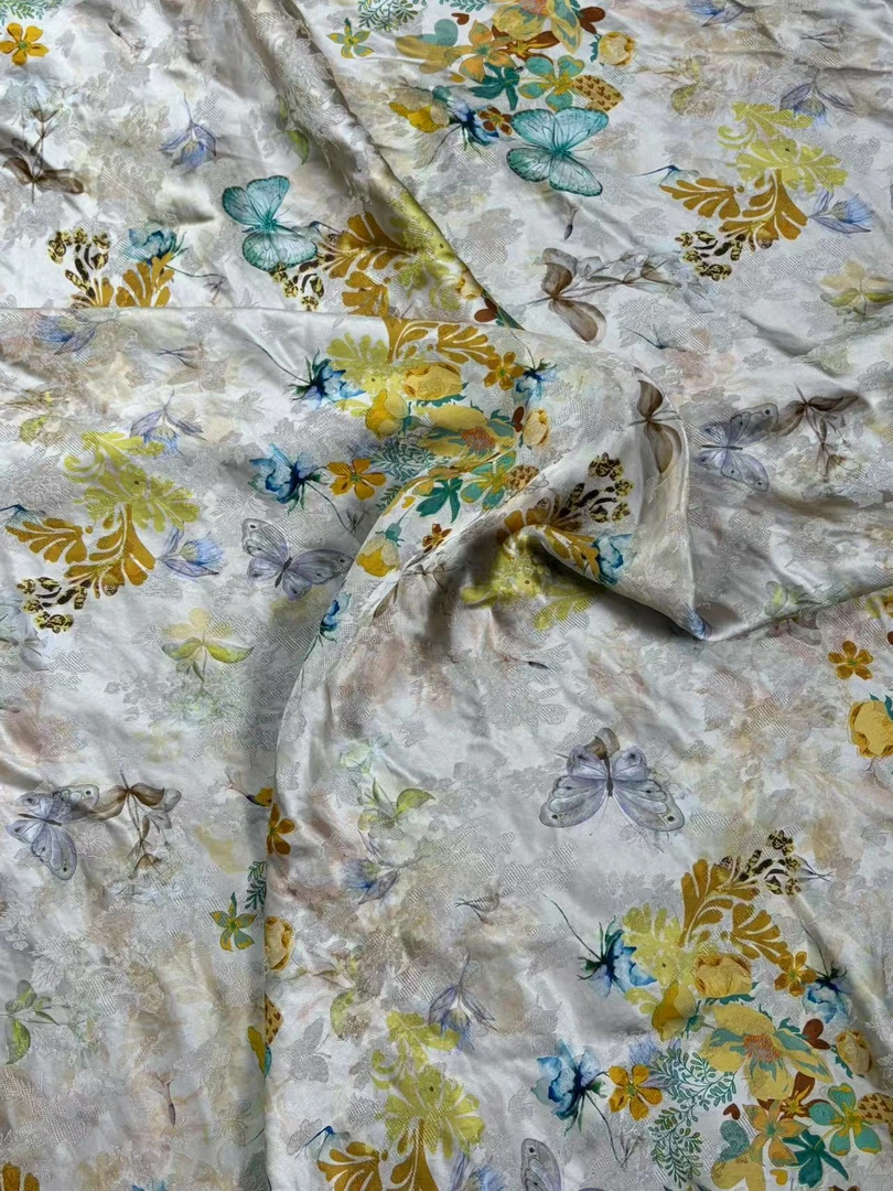 [蝶恋花]高档新中式香云纱花萝提花裙装旗袍面料（开裁不退换）