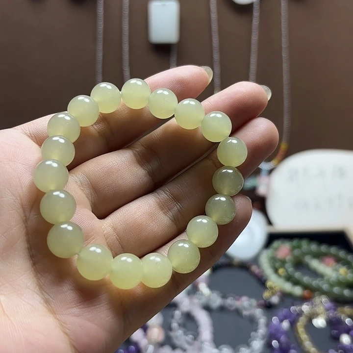 未镶嵌手串石英质玉（金丝玉）