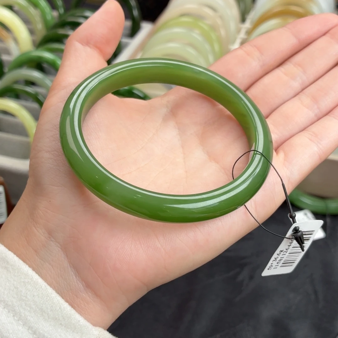 和田玉未镶嵌手镯-碧玉夹层少遇有色猫眼特价捡漏53号