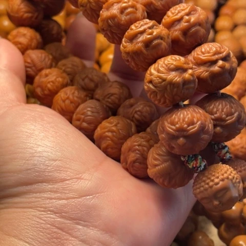 手串猴头核桃内****哥舞台