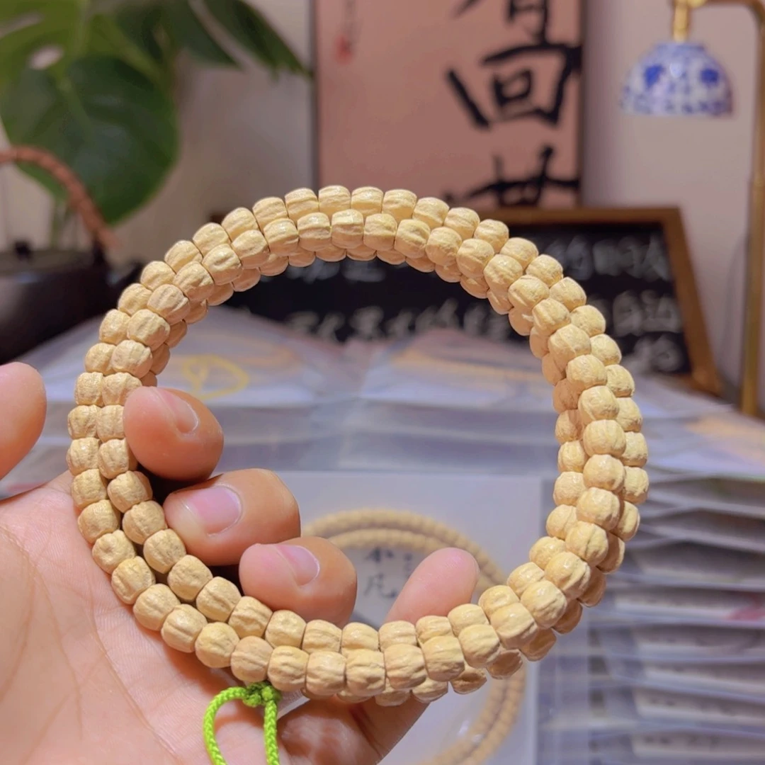 柏香籽/百香籽吊坠i****?