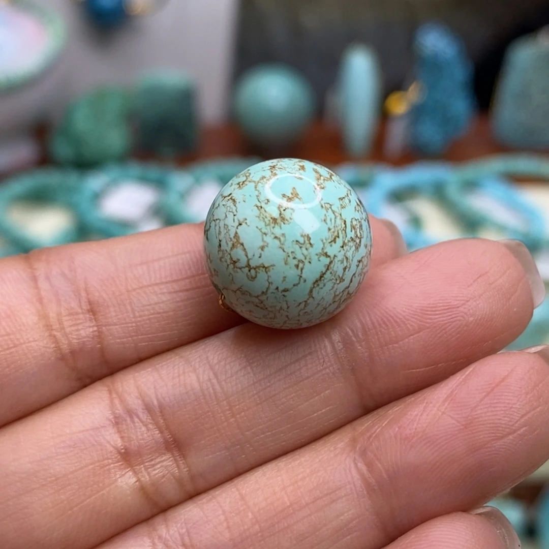 绿松石未镶嵌珠宝奇石15.7