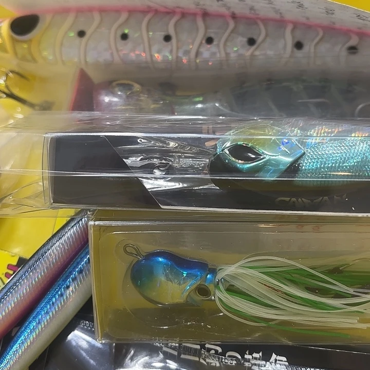 波爬冰丝虾铁板炎月路亚