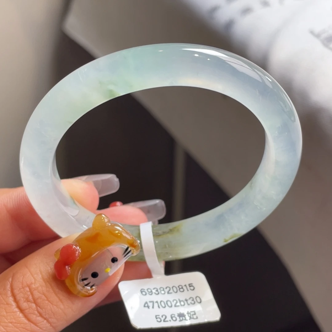 翡翠未镶嵌手镯【强烈推荐】高冰飘花贵妃手镯，有包容