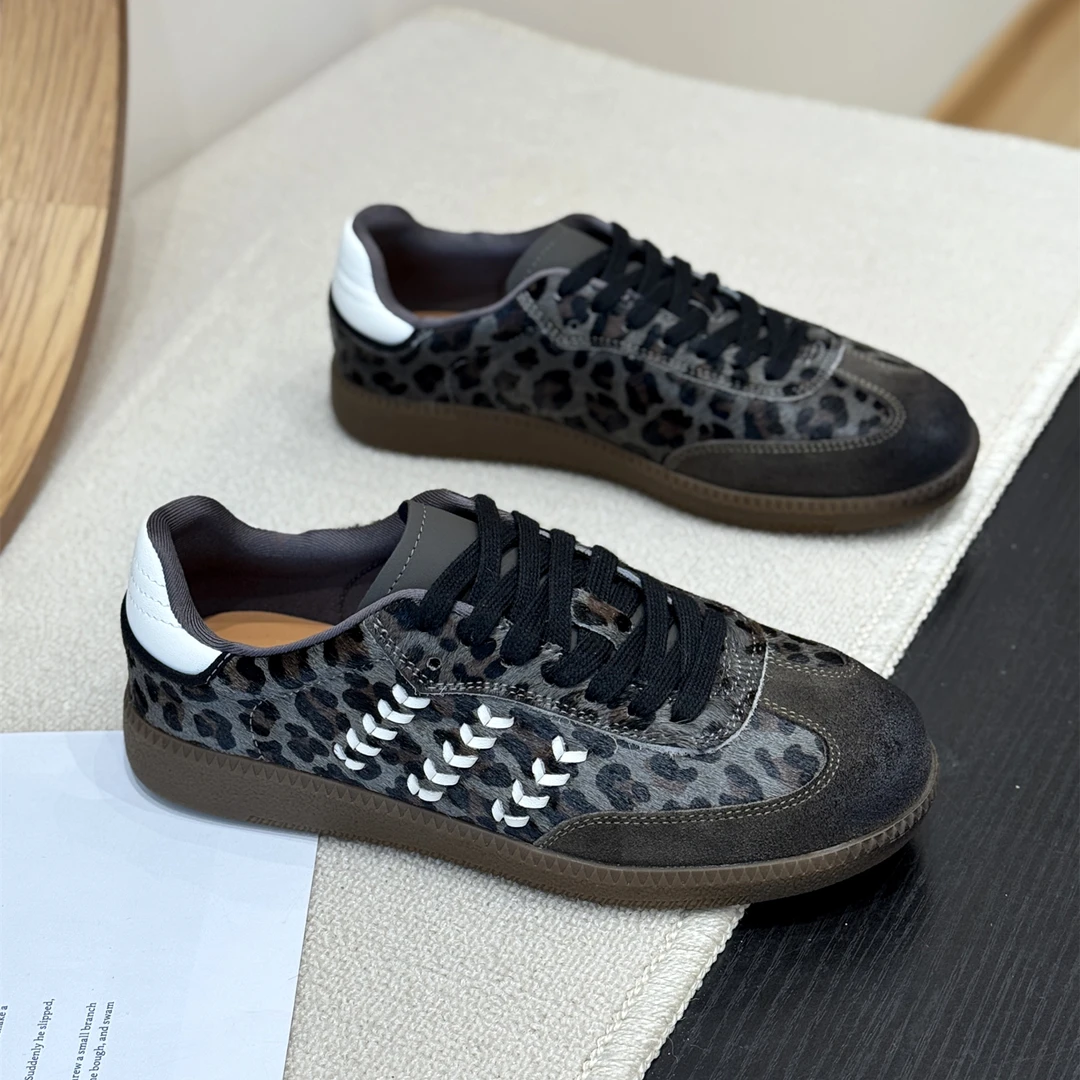 真皮潮流洋气豹纹马毛德训鞋女2025新款秋季时髦爆款平底运动板鞋