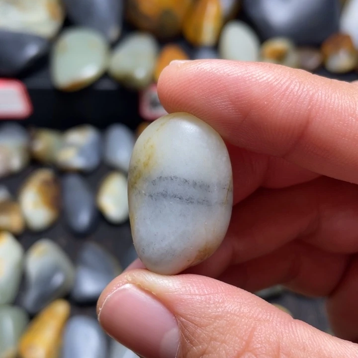 奇***克和田玉未镶嵌挂件