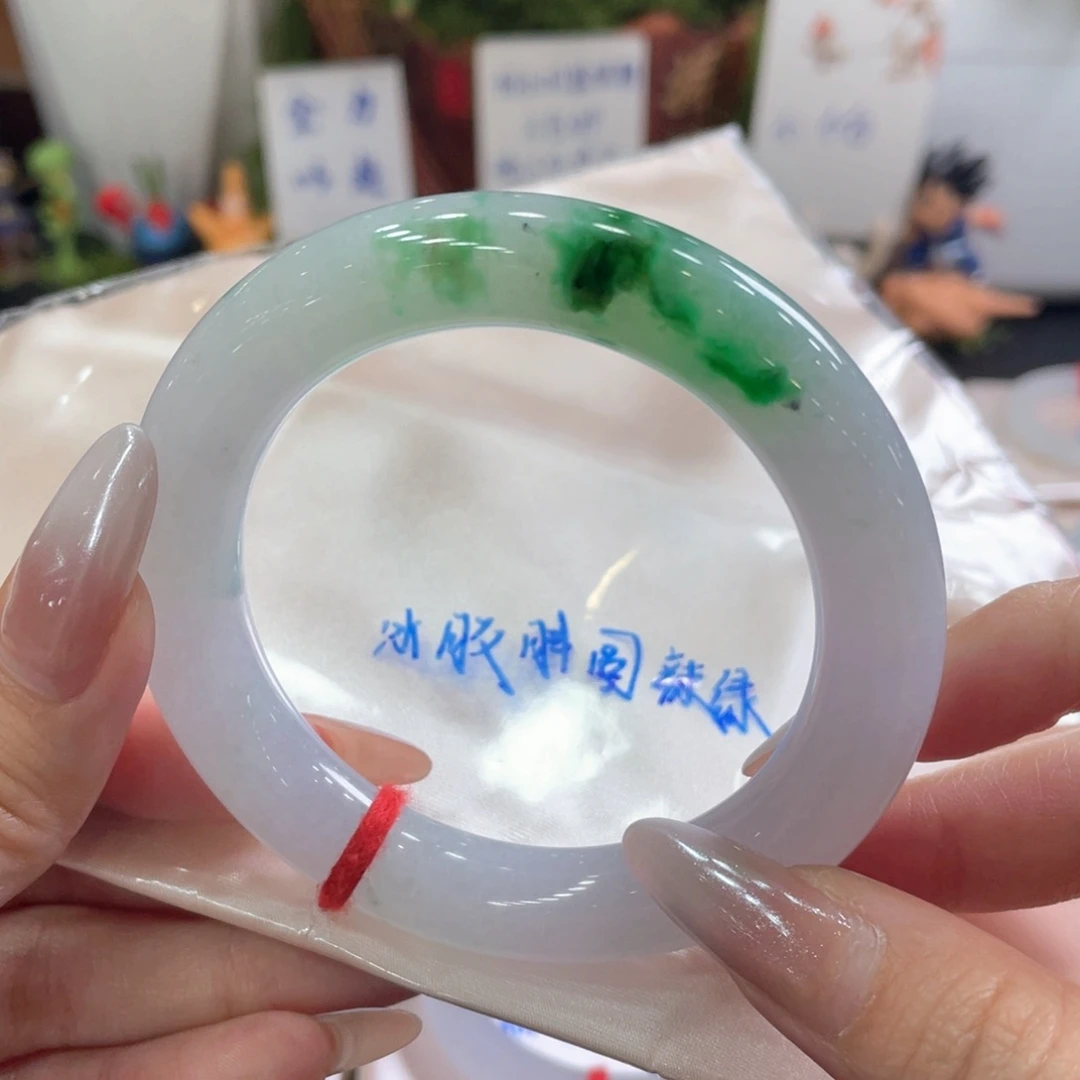 翡翠未镶嵌手镯55.3圈 有包容高货捡漏