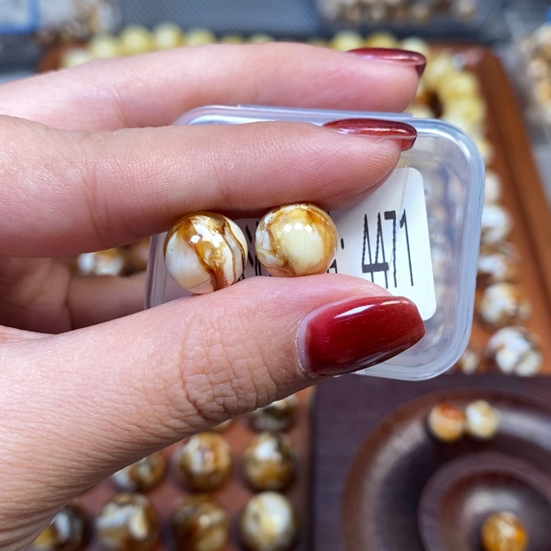 把件猴头核桃沁色圆珠老型4471