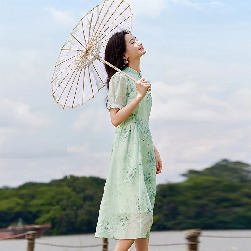 尚都比拉尚都比拉新中式国风立领盘扣气质泡泡袖连衣裙50728