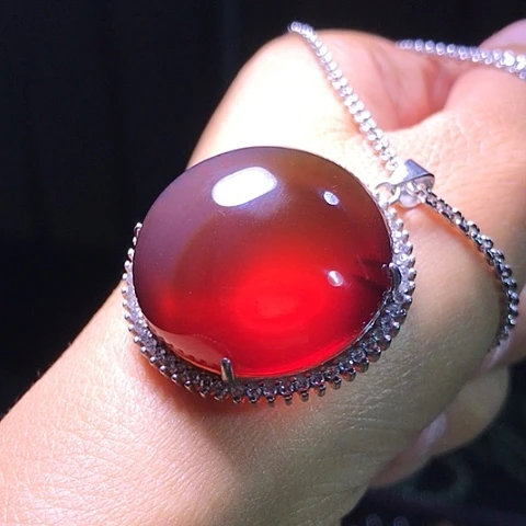 未镶嵌颈饰琥珀福利精品血蜜吊坠