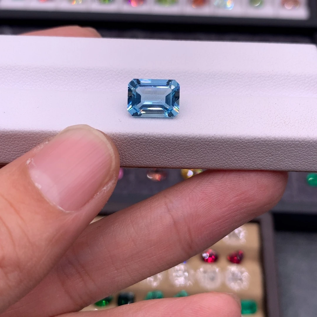 海蓝宝石裸石未镶嵌