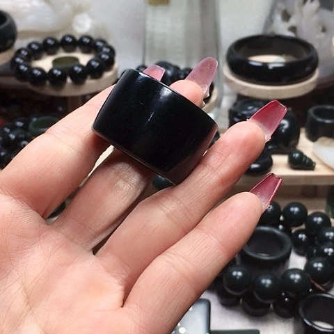 未镶嵌手串和田玉