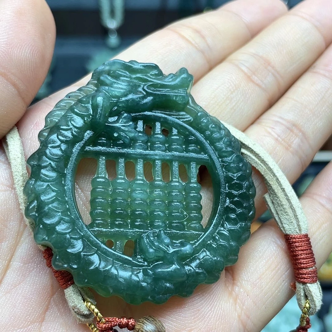 蛇纹石玉未镶嵌颈饰Z**k