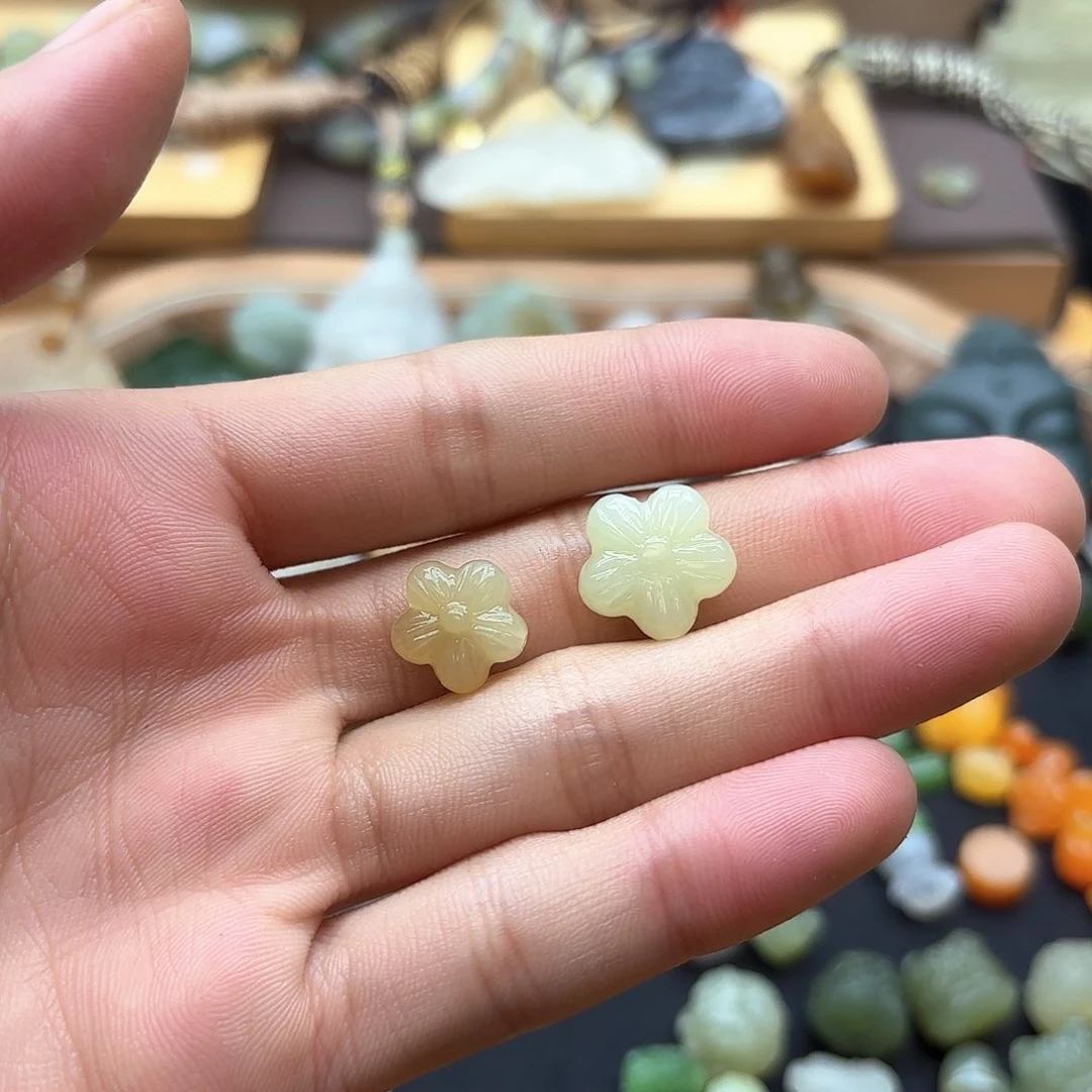 和田玉颈饰未镶嵌菲*