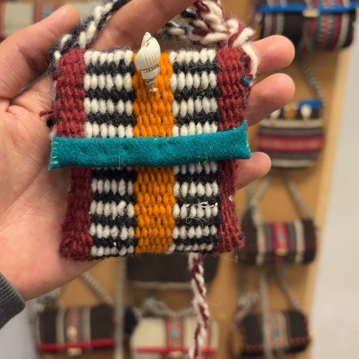 纯羊毛手编耳机包包