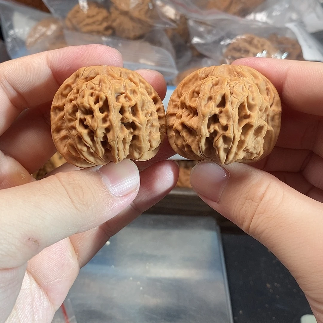 夕***年1文玩核桃天地41-495