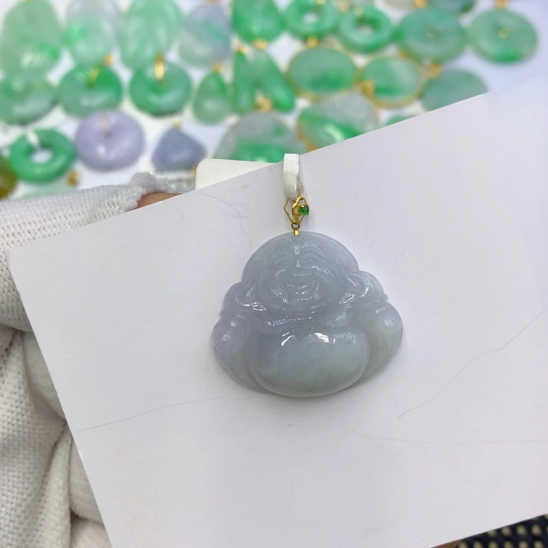 翡翠颈饰未镶嵌翡翠