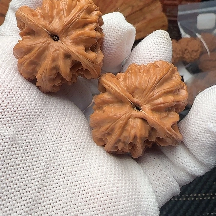 文玩核桃吊坠全品三羊谷36